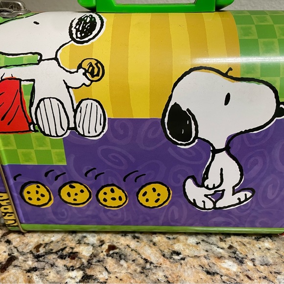Snoopy/Peanuts lunch pail - vintage - Picture 2 of 7